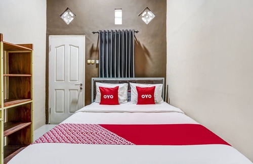 Mojokerto Hotel | OYO Flagship 90886 Sunset View Homestay