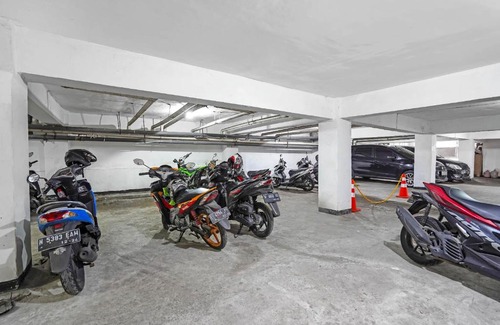 Surabaya Hotel | OYO Flagship 90899 Comfitel Siwalankerto AA6