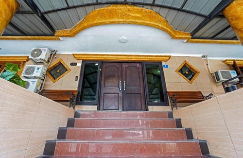 Surabaya Hotel | OYO Flagship 90899 Comfitel Siwalankerto AA6