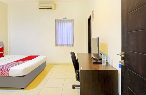 Waru Hotel | OYO Flagship 91290 Pondok Inap Shofwa 2