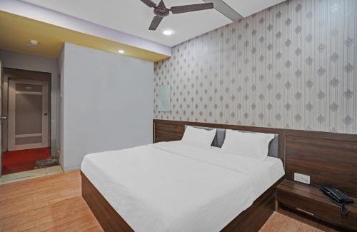 Surat Hotel | OYO Flagship Hotel Happy Inn