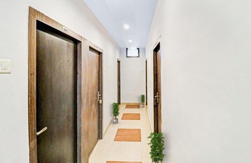 Mayapur Hotel | OYO Flagship Hotel Shaurya