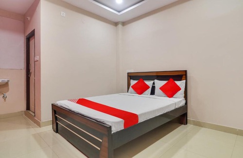 LB Nagar Hotel | OYO Flagship New Vasista Residency