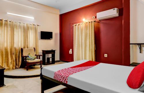 Ganeshguri Hotel | OYO Flagship The Blooming Inn