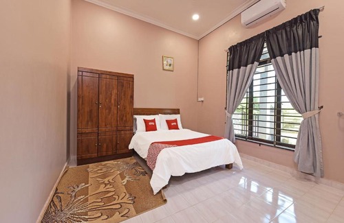Kampung Gong Limau Hotel | OYO Home 90448 Nurbayu Guest House