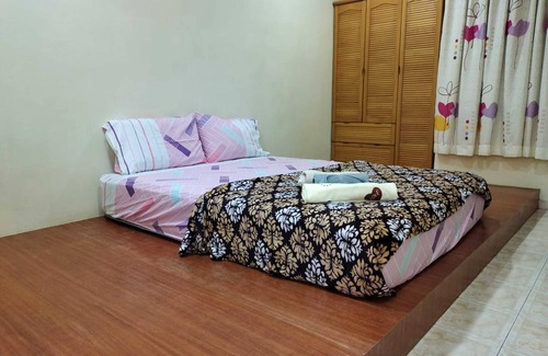 Kampung Jelatang Hotel | OYO HOME 90764 Coke Guest House