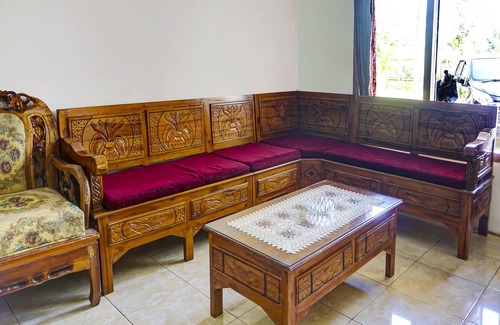 Tosari Hotel | OYO Homes 91132 Desa Wisata KalipucangNearGreen Zone Indonesia