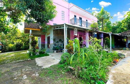 Wonogiri Hotel | OYO Homes 91154 Desa Wisata Wayang Manyaran Wonogiri