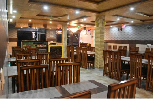 Kumarhatti Hotel | OYO Hotel Green View