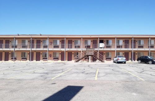 Clovis Hotel | OYO Hotel Kings at Clovis