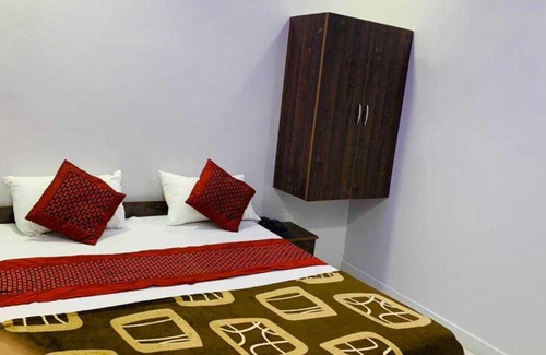 Ballabgarh Hotel | OYO Hotel Morning Star