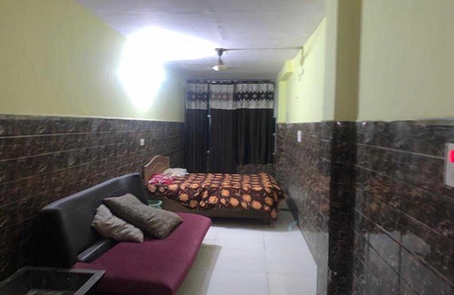 Ballabgarh Hotel | OYO Hotel Morning Star