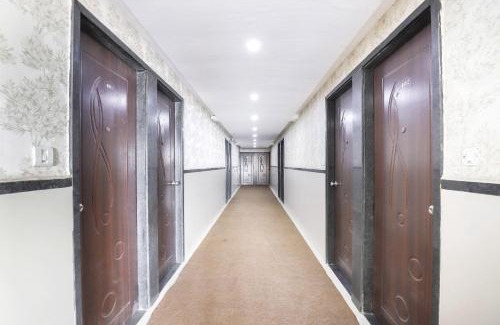 Udhna Hotel | OYO Hotel Siddhi Inn