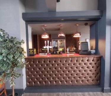 Skegness Hotel | OYO Ivy Hotel