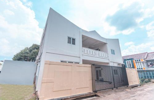 Bogor Barat Hotel | OYO Life 2658 Kost Rasyamada
