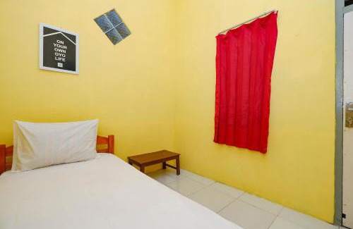 Surakarta Hotel | OYO Life 2867 Kos Kuning