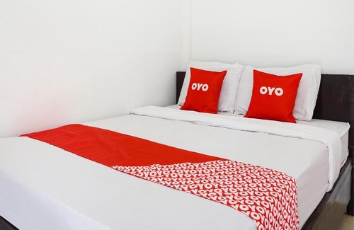 Sidoarjo Hotel | OYO Life 91544 Homestay Biru Blukid