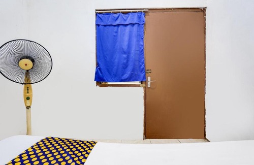 Waru Hotel | OYO Life 91893 Kost Jeje Syariah