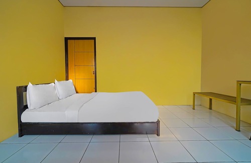 Beber Hotel | OYO Life 92641 Guest House Palinggihan Ii