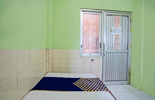 Surabaya Hotel | OYO Life 92653 Homestay Griya Nautika Syariah