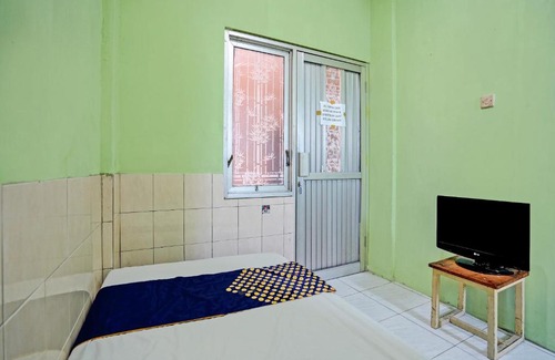 Surabaya Hotel | OYO Life 92653 Homestay Griya Nautika Syariah