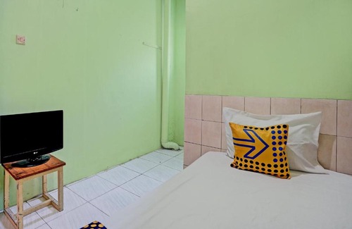 Surabaya Hotel | OYO Life 92653 Homestay Griya Nautika Syariah