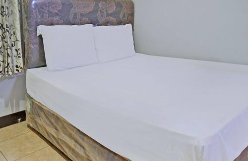 Sedati Hotel | OYO Life 92915 Duta Amnan Syariah