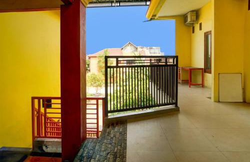 Sidoarjo Hotel | OYO Life 93300 Homestay Puri Anggrek Syariah - Wage