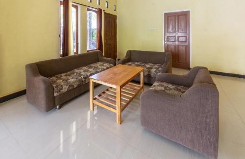 Mataram Hotel | OYO Life 93409 Anugrah House