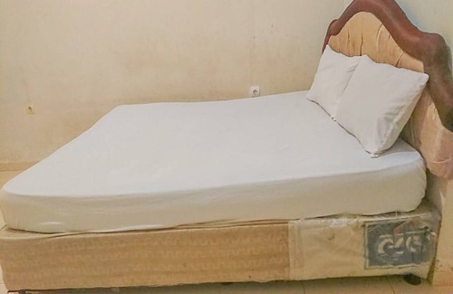 Bandar Lampung Hotel | OYO Life 93590 Penginapan Palapa 10 Syariah