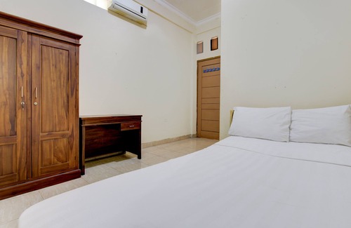 Solo City Centre Hotel | OYO Life 93662 Kost Pak Budi