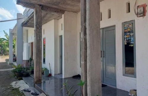 Jember Hotel | OYO Life 93786 Kost Alamku Syariah