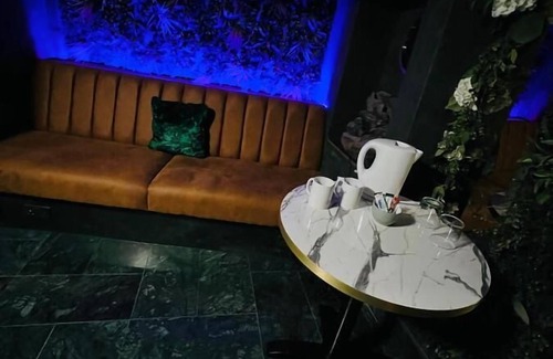 Palmers Green Hotel | OYO Paragraph Palmers Green - Tottenham Stadium