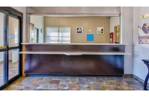 Beaumont Hotel | OYO Townhouse Beaumont Medical Center Area
