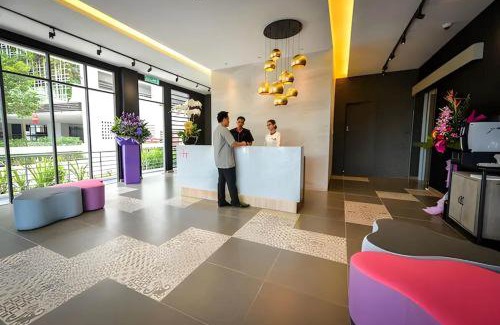 Batu Caves Hotel | OYO Townhouse, Selayang formerly RHR Hotel