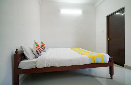 Kakkanad Hotel | OYO Vattekad Residency