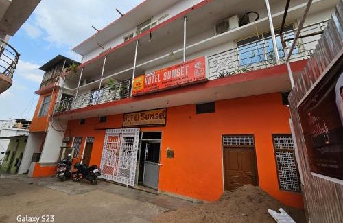 Orchha Hotel | OYOs Couple Hotel Orchha