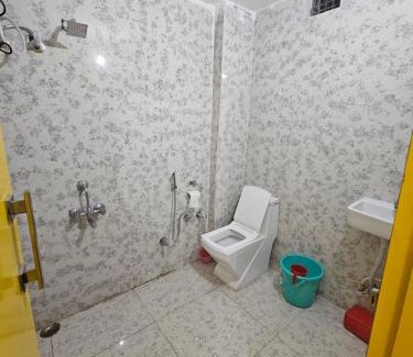Orchha Hotel | OYOs Couple Hotel Orchha