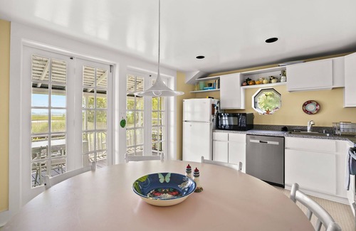 Deep Hole House | Oyster Catcher - Pet friendly; Deep water access!