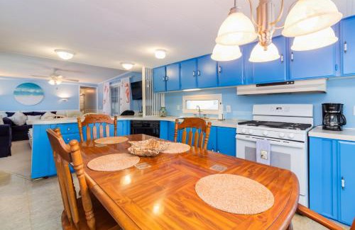 Montego Bay House | Oyster Lane Hideout