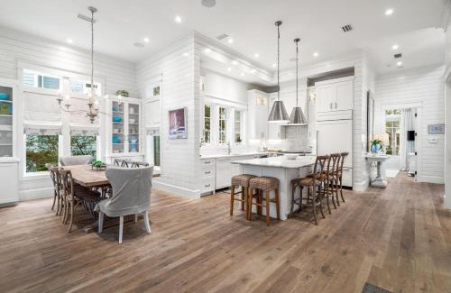 Watercolor House | Oyster's Pearl