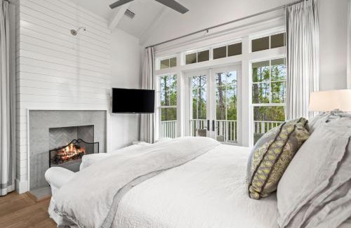 Watercolor House | Oyster's Pearl