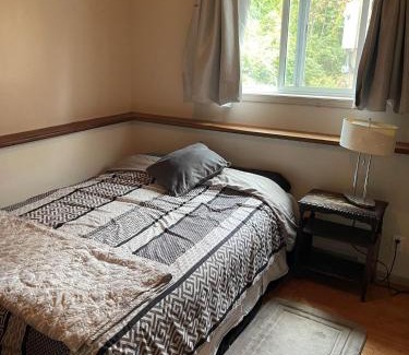 Powell River Apartment | Oysterbeds offers our Oyster Suite