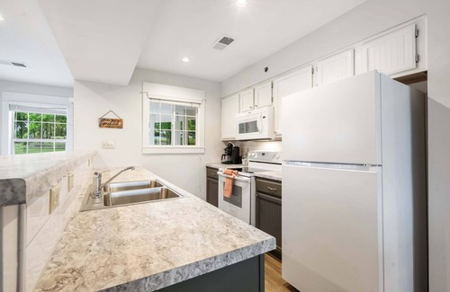 Kimberling City Condo | Ozark Mountain Oasis For 7!