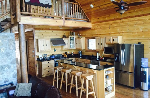 Bee Branch Cabin | Ozark Mountain Paradise - Greek Ferry Lake - Moon Shadow Lodge