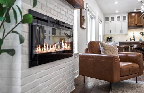 Downtown House | Ozark Oasis - Walk to DT Bentonville