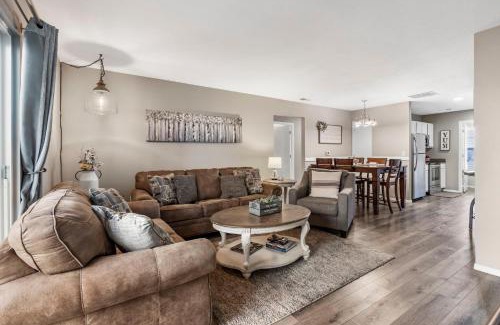 Branson House | Ozark Overlook - Private Patio & Minutes to Attractions