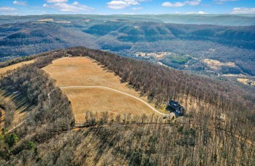 Jasper House | Ozark Retreat with Mountain Views Fire Pit & Deck