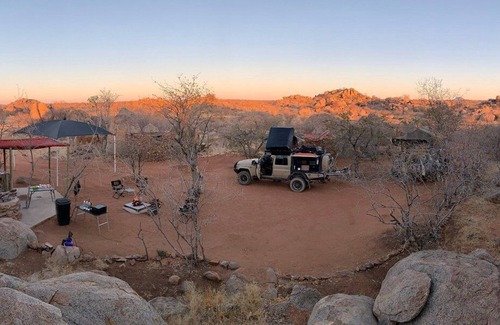 Damaraland Bed & Breakfast | Ozohere Campsite and Himba Village