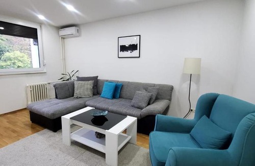 Sumece Apartment | Ozzy
